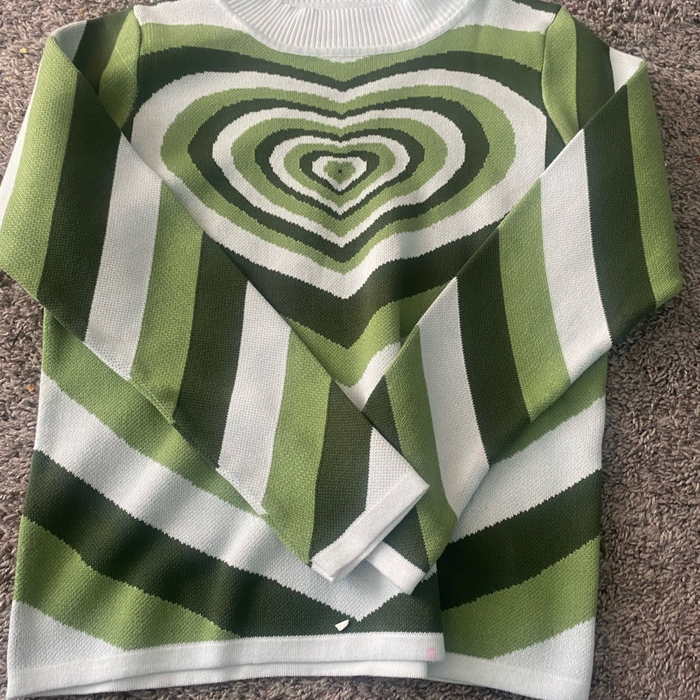 Green heart sweater! size small or medium